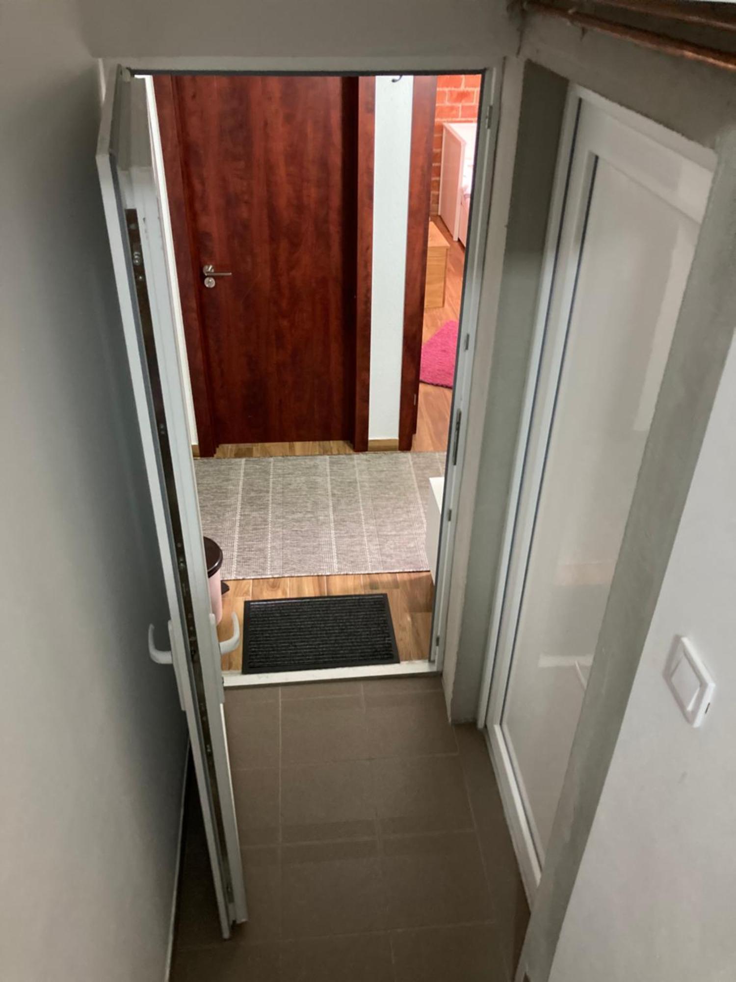 זבליאק Apartmani 1490 מראה חיצוני תמונה
